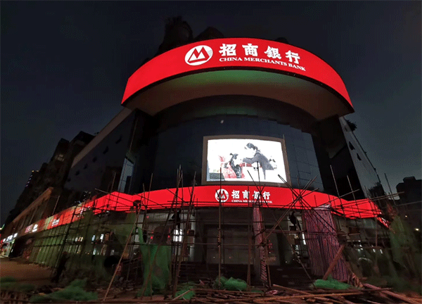 3M燈箱布VS噴繪布有哪些優(yōu)勢(shì)？